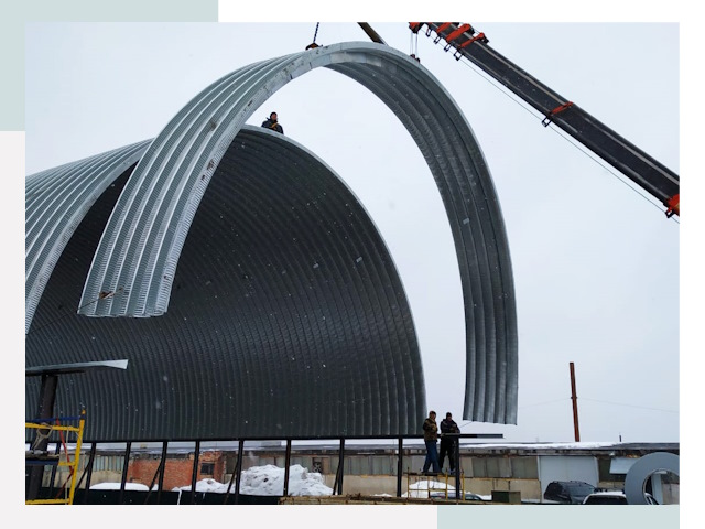 Полукруглые ангары в Михайловке