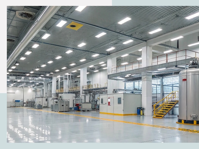 Освещение ангаров в Михайловке от 610 руб. - Эффективные решения