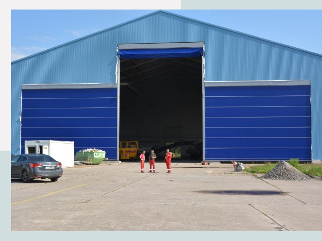 Ангарные ворота в Михайловка от СтальСтрой-Мхл по цене 610 руб.