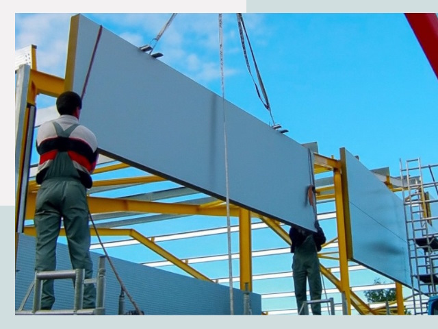 Монтаж сэндвич-панелей в Михайловке от 610 руб.